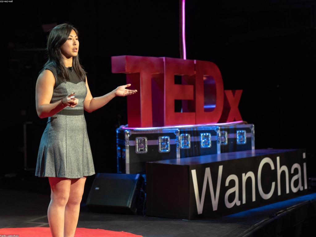 ប្រវត្តិជើងឈ្នះ: ការចាប់ផ្តើម និងការផ្សព្វផ្សាយ