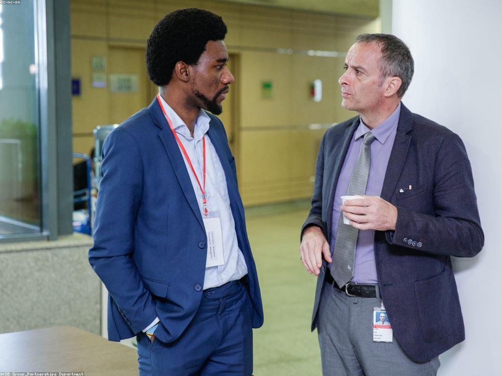 ឱកាសនិងបរាជ័យក្នុងអាជីវកម្ម